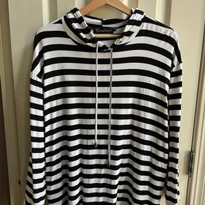 Comfy hooded pullover tunic